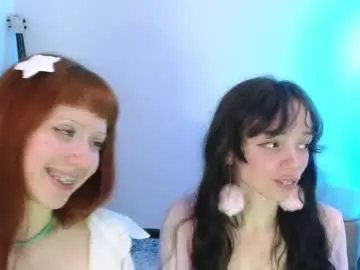 Chaturbate Sex Cam of hop__gals