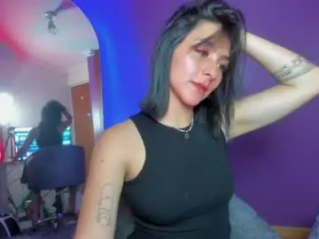 Chaturbate Nude Webcam of alicee_roos