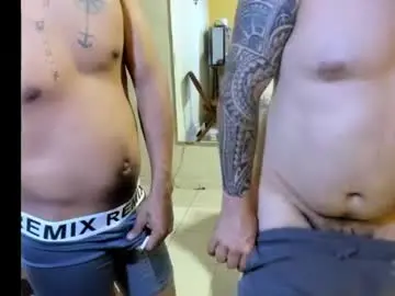 Chaturbate Live Sex of maxi_dick33