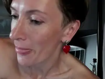 Chaturbate Live Sex of dorothy_meyer