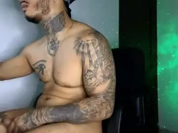 Chaturbate Free Porn Cam of andy_love97