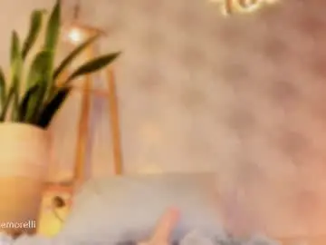 Chaturbate Live Sex Cam of nicolemorelli2