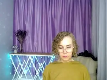 Chaturbate Nude Webcam of queen_a_n_i