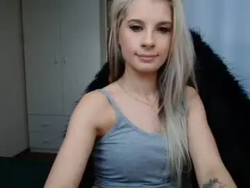 Chaturbate Live Porn of kristineamore