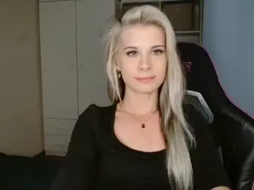 Chaturbate Live Sex of kristineamore