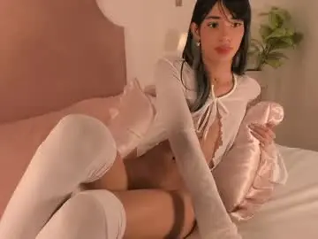 Chaturbate Watch Live Sex Cams of zuri_lux
