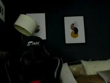 Chaturbate Live Sex Cam of adam_clarke