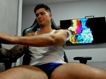 Chaturbate Free Porn Cam of adam_clarke