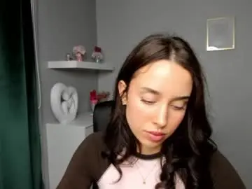 Chaturbate Best live sex cam show of adelesolo