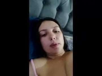 Chaturbate Adult Webcam of bella_karoline