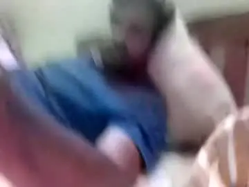 Chaturbate Live Sex Cam of davidvishu975