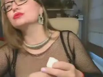 Chaturbate Watch Live Sex Cams of dom_mummy