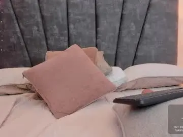 Chaturbate Live Sex Cam of falaksweet_