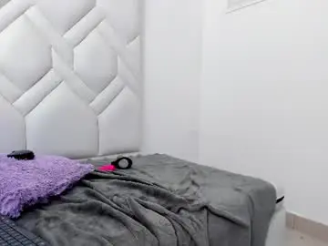 Chaturbate Live Sex of myinnocentwhore