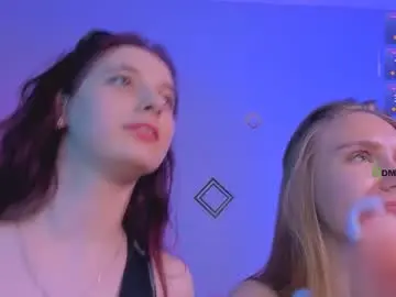 Chaturbate Free Porn Cam of nami_glow