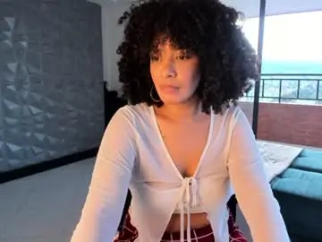 Chaturbate Watch Live Sex Cams of bronzetease