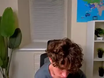 Chaturbate Best live sex cam show of luke_sweet