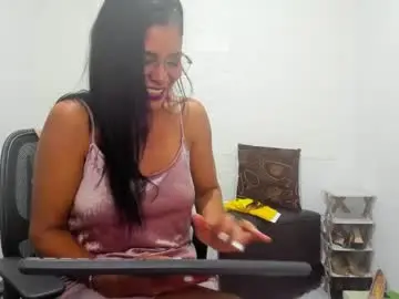 Chaturbate Adult Webcams of miss_clarepocahose