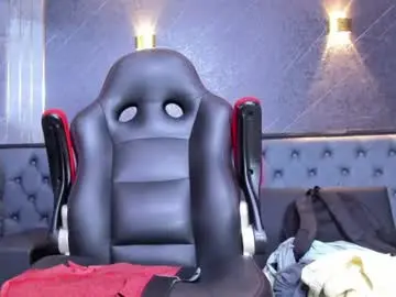 Chaturbate Watch Live Sex Cams of yulian_23