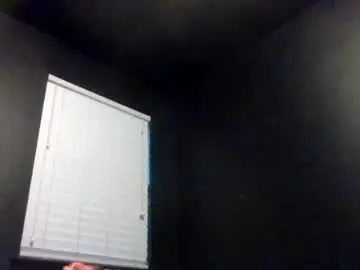 Chaturbate Watch Live Sex Cams of cloudyydayzz