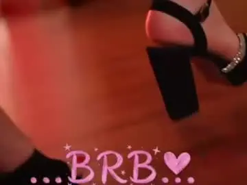 Chaturbate Sex Cam of mia_helll