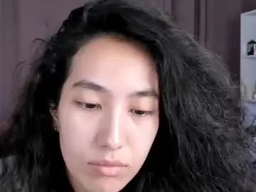 Chaturbate Live Sex Cam of yummy_lamii