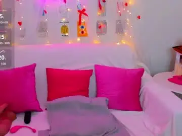 Chaturbate Live Sex Cam of foxy_ginger_