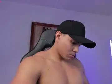 Chaturbate Adult Video Chat of roy__constance