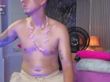 Chaturbate Watch Live Sex Cams of dereck_smithh