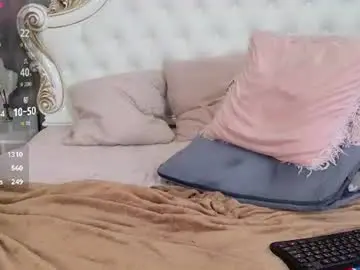 Chaturbate Best live sex cam show of emmawarren