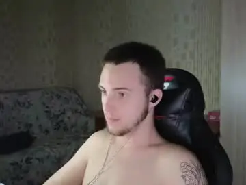 Chaturbate Free Porn Cam of golden_boyyy21