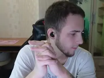 Chaturbate Watch Live Sex Cams of golden_boyyy21