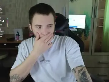 Chaturbate Adult Webcams of golden_boyyy21