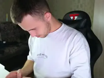 Chaturbate Sex Cam of golden_boyyy21