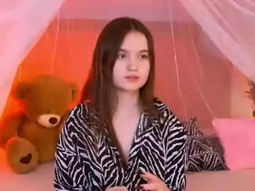 Chaturbate Live Sex Cam of strawbunnybite