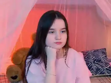 Chaturbate Watch Live Sex Cams of strawbunnybite