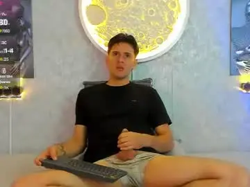 Chaturbate Live Porn of taylor_bigcock_7896