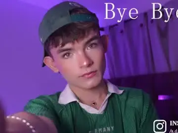 Chaturbate Sex Chat of angelocute_