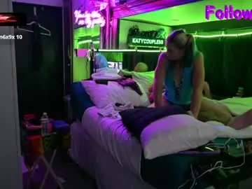 Chaturbate Live Sex of katycouple69