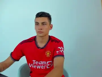 Chaturbate Nude Webcam of max_wild01