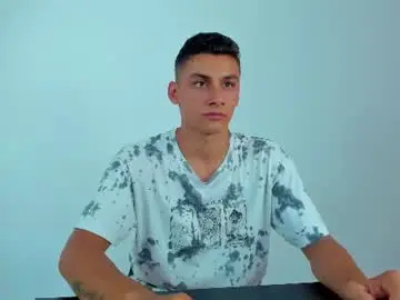 Chaturbate Best live sex cam show of max_wild01