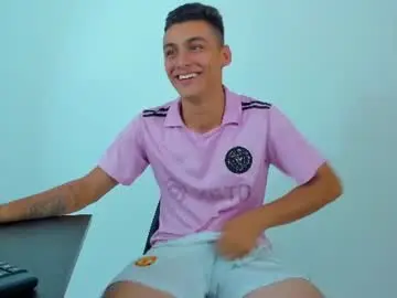 Chaturbate Best live sex cam show of max_wild01