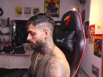 Chaturbate Adult Video Chat of logan_hugh8