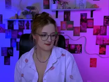 Chaturbate Sex Cam of luna_berryy