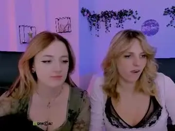 Chaturbate Live Sex of luna_berryy