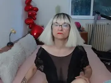 Chaturbate Free Porn Cam of milfdolores