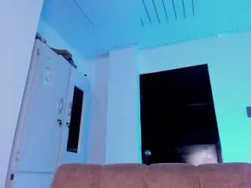 Chaturbate Live Sex Cam of cj_davis1