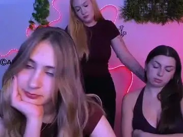 Chaturbate Watch Live Sex Cams of playful_sophie