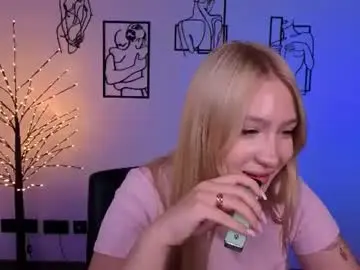 Chaturbate Watch Live Sex Cams of playful_sophie