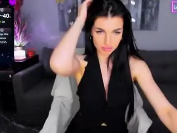 Chaturbate Live Sex Cam of angelina_clark